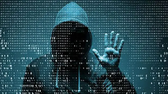 عکس های خصوصی دختر همدانی آبرویش را بر باد داد