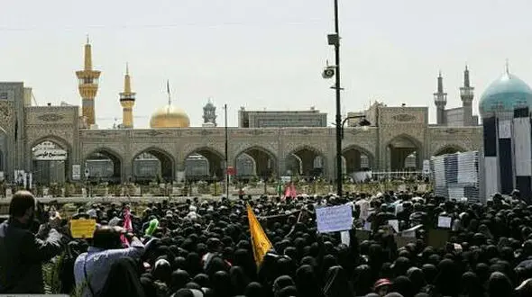  مشهدالرضا در روز شهادت امام جواد (ع) غرق در ماتم و اندوه است 