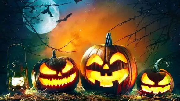 حرکت عجیب بازیکم مطرح با لباس و ماشین بتمن ! +ویدیو