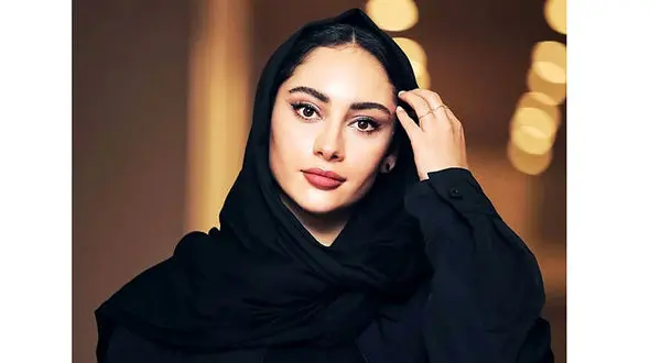 این عکس  ترلان پروانه میلیاردها قیمت دارد ! / حتی اگر خودش در عکس نباشد !  /  علت را حدس بزنید