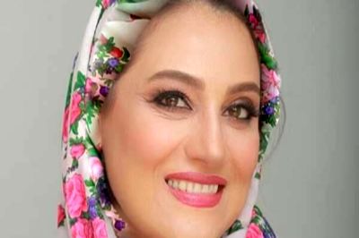 فیلم / شبنم مقدمی: داشتم به مژده لواسانی اورد میدادم که امام رضا (ع) هوامو داره، دیدم کفشامو بردن!  /  با دمپایی آبی از حرم رفتم تا هتل!