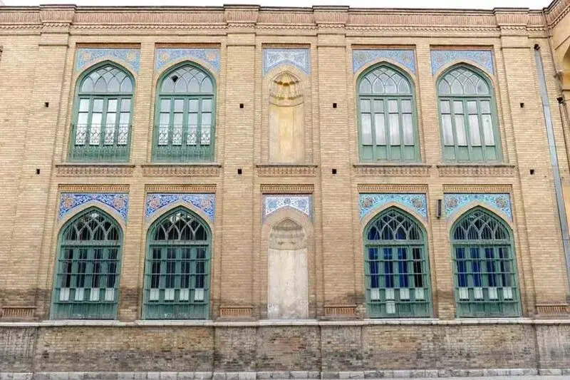 دبیرستان فیروز بهرام کاماپرس
