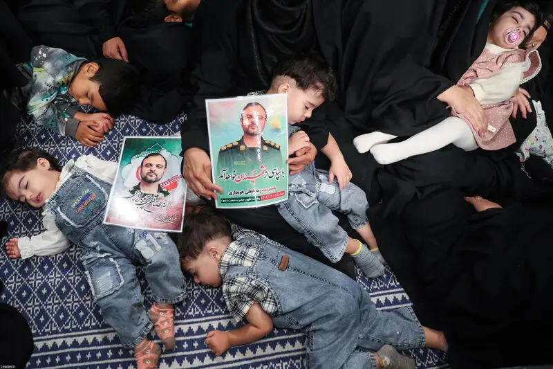 گرامیداشت عید میلاد پیامبر اکرم (ص) و امام صادق (ع) در حسینیه امام خمینی(ره) 