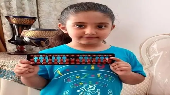 درخشش دانش آموز نابغه قمی در مسابقات بین المللی محاسبات ذهنی