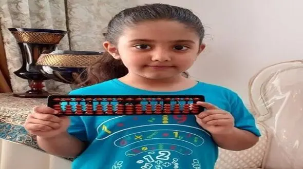 درخشش دانش آموز نابغه قمی در مسابقات بین المللی محاسبات ذهنی