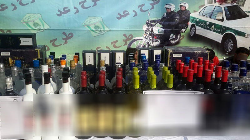 کشف ۱۰۰۰ لیتر مشروب‌الکلی و ۲ تخته فرش ۲۰۰ میلیونی در شمال تهران