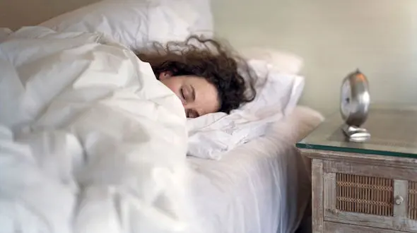 اگر بعد از ظهرها سر ساعت ۲ خواب تان می گیرد این مطلب را بخوانید