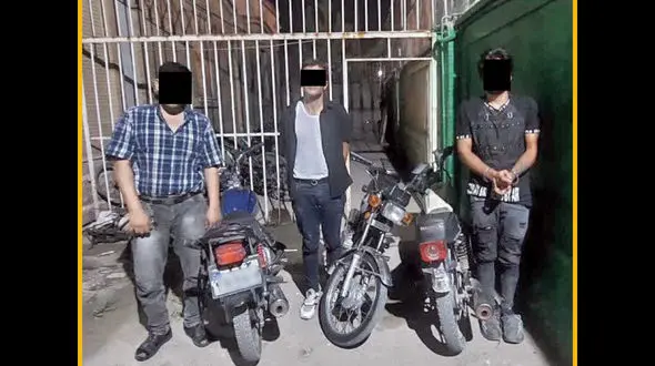 پایان سرقت های 20 ثانیه ای موتورسیکلت در مشهد / سارق هرموتورسیکلت را 5 میلیون می فروخت!