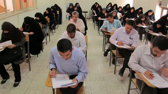 نمره پایان ترم دانشجویان دکتری در دست استادان / آزمون جامع دکترا حضوری برگزار می شود