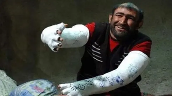 عکسی دیدنی از اوس موسی پایتخت در کنار دختر و همسرش!