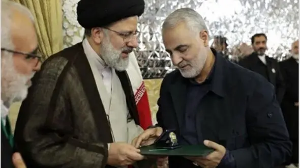  سرلشکر قاسم سلیمانی خادم حرم امام رضا(ع) شد