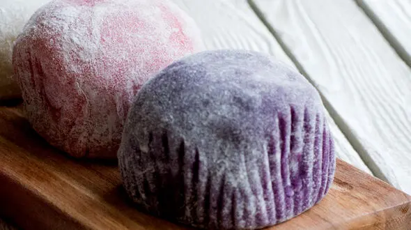 طرز تهیه موچی و رولت خامه ای به ساده ترین روش