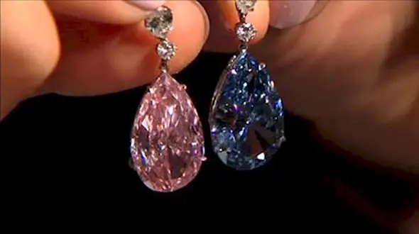 خریداران جواهر لندن برای گرانترین گوشواره صف کشیدند+عکس