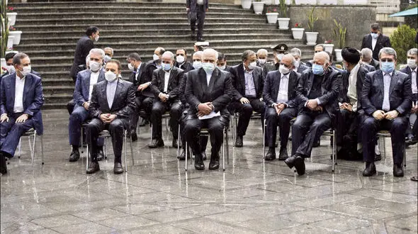 واکنش های طنز کاربران به سخنرانی روحانی در باران 