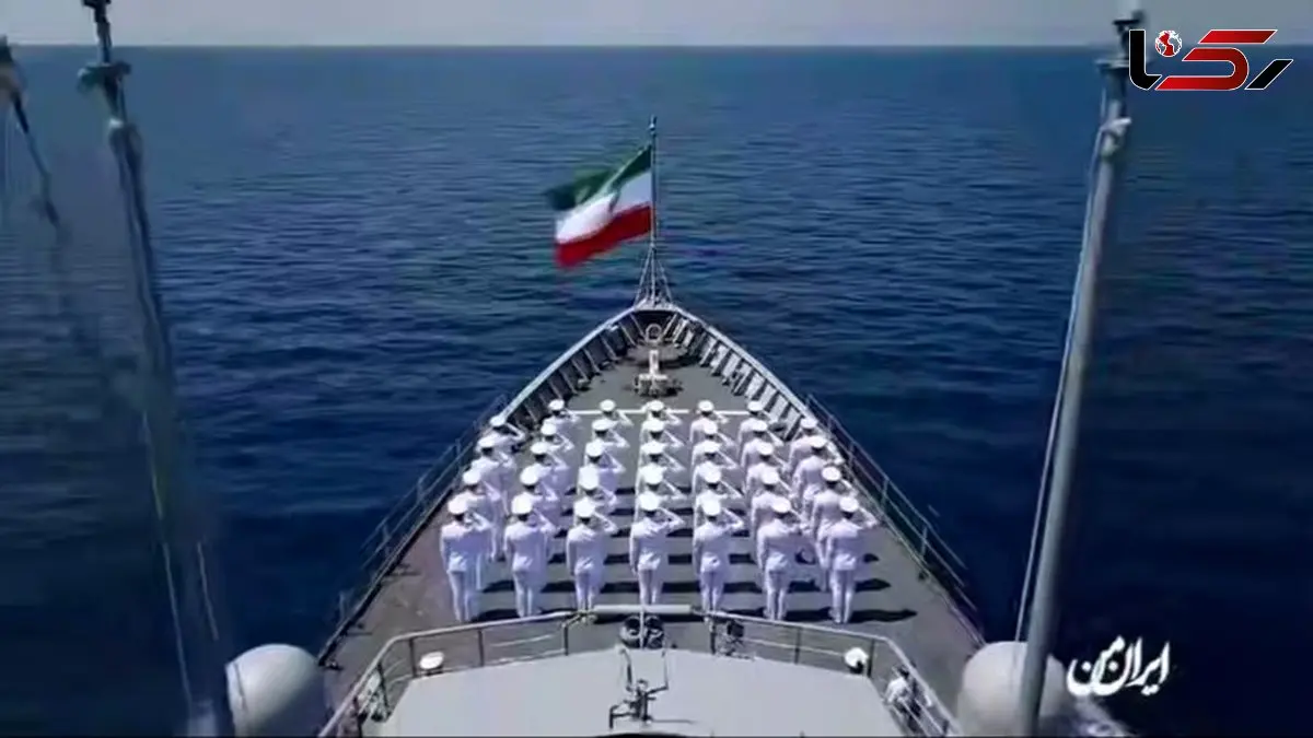 فیلم درگیری دریایی ایران و آمریکا بر سر یک قایق در خلیج فارس ! / خط و نشان قدرتمند ایران را ببینید