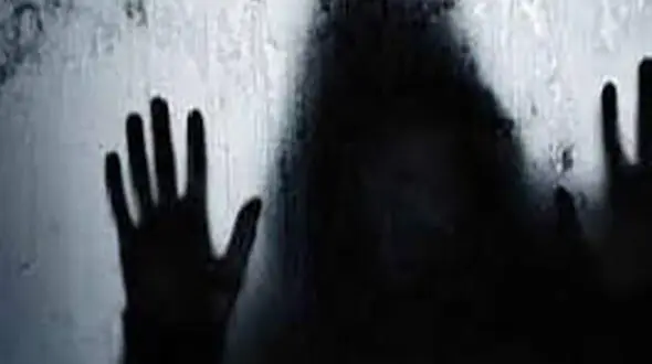 درگیری یک زن با دوست دختر شوهرش در کلانتری / راز خوشگذرانی های سپهر در پارتی شبانه لو رفت