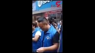 تنبیه عجیب کارمندان شرکت چینی در خیابان! +فیلم