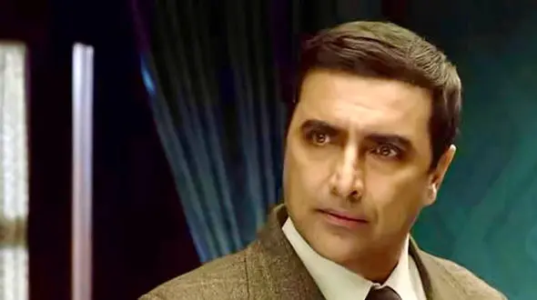 امین زندگانی: وقتی وارد خرابی های ساختمان شیشه ای صداوسیما شدم حالم خیلی بد شد/ مژده لواسانی: لحظه ای که داشت ساختمان می سوخت بی اختیار گریه کردم به یاد همه جوانی ام