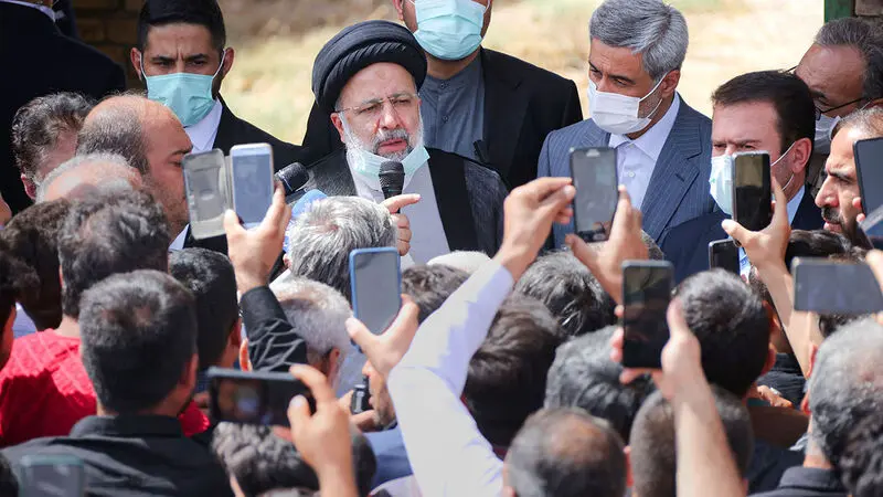 سفر رییس جمهوری به همدان -آیت‌الله سید ابراهیم رئیسی رئیس دولت سیزدهم در سی‌اُمین سفر استانی خود عازم استان همدان ش