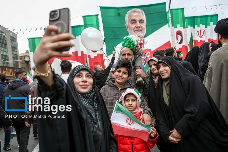 حضور مردم ایران در راهپیماتیی 22 بهمن 1404