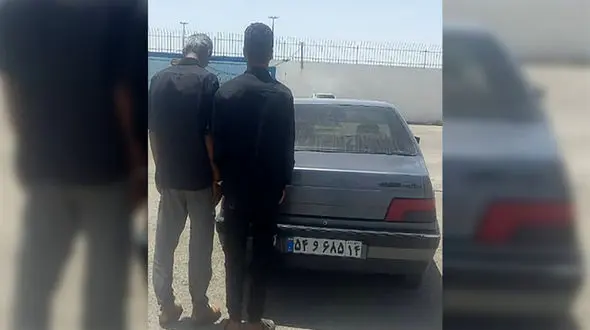 پدر و پسر شیاد در آبادان دستگیر شدند / آبرویشان در شهر رفت + عکس