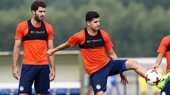 انصاری‌فرد در بین گزینه‌های خروج از المپیاکوس قرار گرفت + عکس