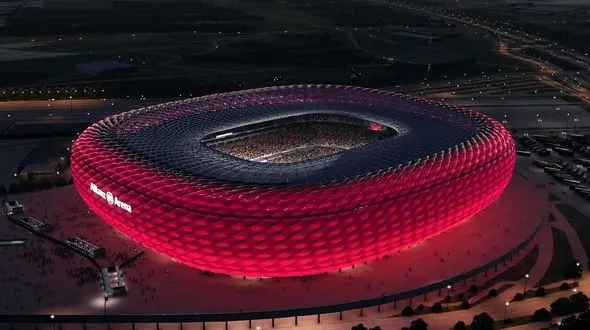 بازی های حساس اروپایی در استادیوم آلیانتس آرنا + اینفوگرافی