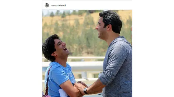 عکس خندان آقای کارگردان در کنار طراح صحنه همیشگی اش