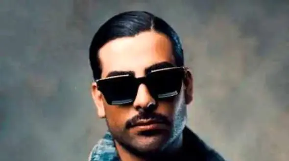 دانلود آهنگ باشکوه مجید رضوی به نام بیخیاله من / عشقشو داره بگه پیگیرشم ...