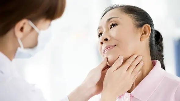  سنگ لوزه چیست؟ + درمان 