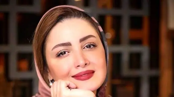 قاب تاریخ روز / زیبایی چهره شیلا خداداد بازیگر سریال مسافری از هند در استایل الگانت!