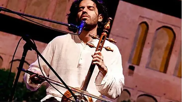 سمی‌ترین نوع دفاع از زبان فارسی به این شکل!