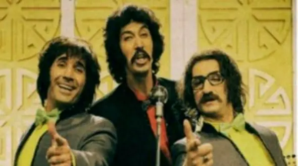 فیلم آواز باشکوه بهرام افشاری بازیگر سریال پایتخت با آهنگ بی بی دلشکسته برای شاه و فرح پهلوی