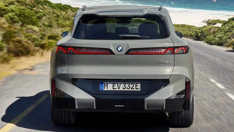 2027-bmw-ix5-60 (4)