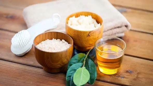 حمام سم زدایی با مواد طبیعی معجزه می کند!