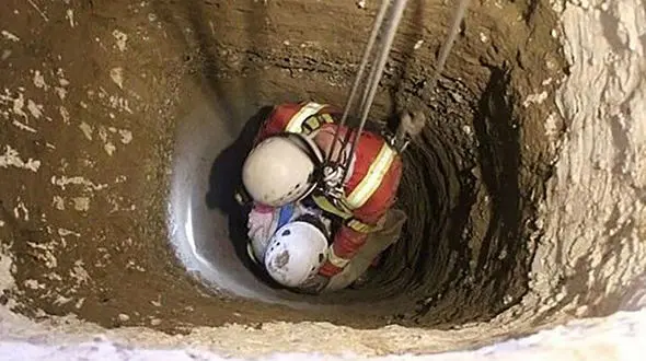 سقوط دردناک یک پسربچه مینابی در چاه / در چدنی دزدیده شده بود 