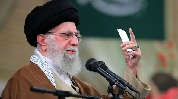 تذکر رهبر انقلاب درباره ضعف نظارت بر کانتینرهای وارداتی در بنادر کشور