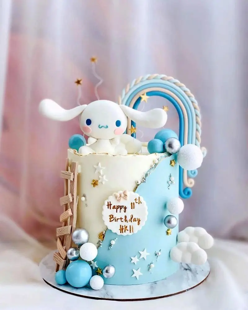 کیک تولد کرومی ساده