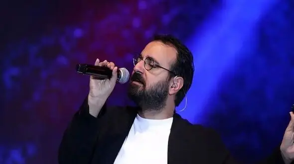 فیلم آواز باشکوه  / احساسی آرمان گرشاسبی / اولین مدل از این نوع کنسرت  شگفتی سالن رو برانگیخت