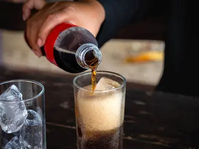 نوشابه عامل تشکیل کبد چرب