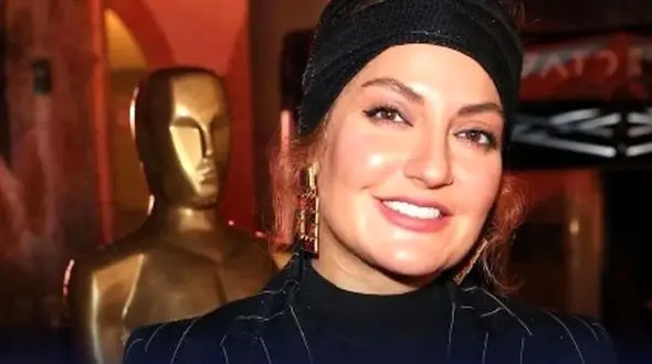 فیلم/ مهناز افشار: اولین بار در 12 سالگی عاشق شدم .../ دوست برادر بزرگم بود.../ از راه دور.../ فکر میکنم که...!