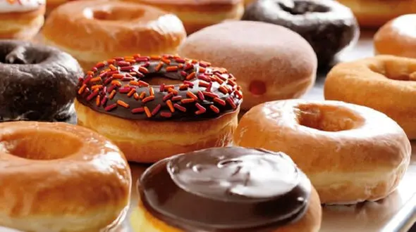 طرز تهیه دونات با پنیر خامه ای