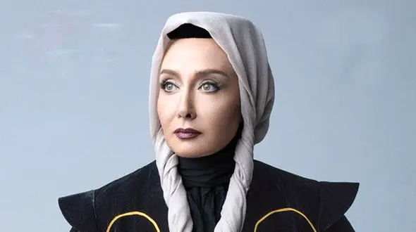  عکس عاشقانه کتایون ریاحی  با پسر کم سن و سال ! / بوسه عشق واقعی خانم بازیگر راببینید !