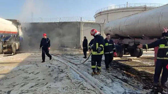 آتش سوزی در شرکت نفت کرمانشاه + عکس ها 