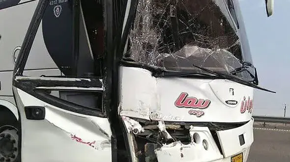 واژگونی هولناک اتوبوس در جاده کردستان + وضعیت مصدومان