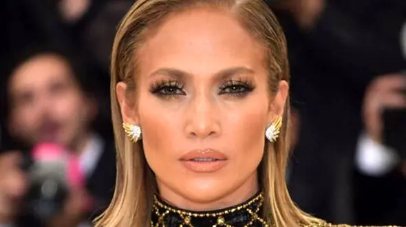 استایل جنیفر لوپز هنگام خرید در لس آنجلس شگفت انگیز بود