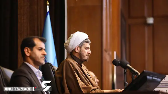 آیا خبرنگاران هم می‌توانند تروریست شوند؟ / سید محمود احمدی کیست؟