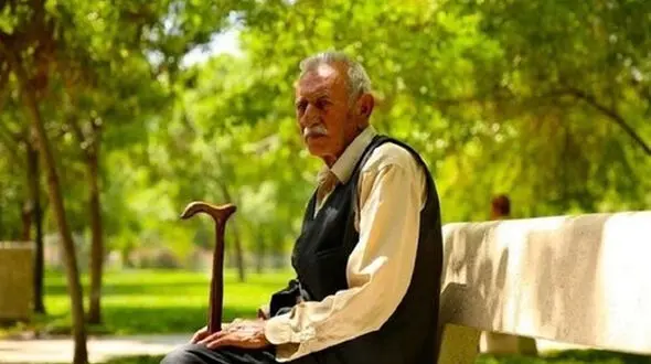 معوقات بازنشستگان کارگری در مهر ۱۴۰۱ چگونه پرداخت می‌شود؟