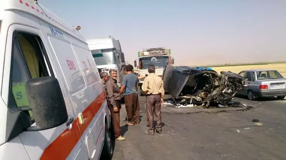 تصادف زنجیره ای 3 خودرو 10 مصدوم بر جا گذاشت