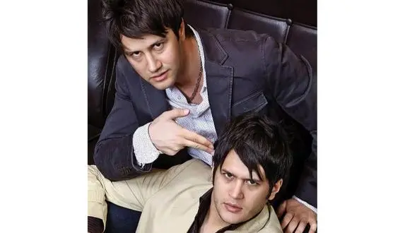 شاهرخ استخری به سیاوش خیرابی : چرا از من دلخور بودی؟ / سیاوش خیرابی: زاویه داریم داداش ... نمی‌گم اونموقع‌ها با هم کجاها می‌رفتیم، به زندگی متأهلی ادامه بده!